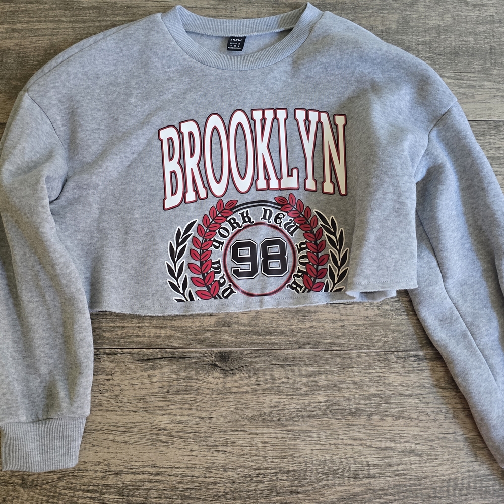 SHEIN Light Gray Ribbed Crewneck Sweatshirt